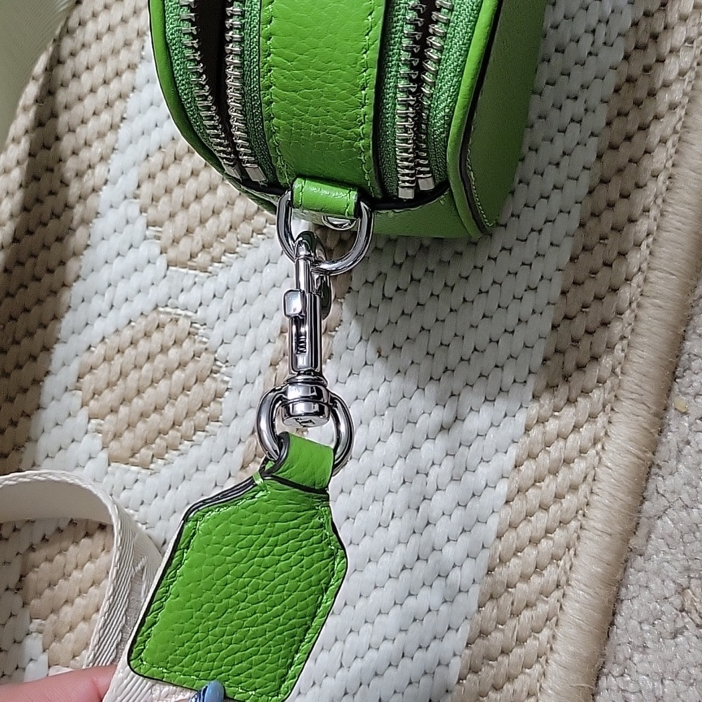 Tory Burch Vibrant Green Leather Bag - Picture 7 of 10